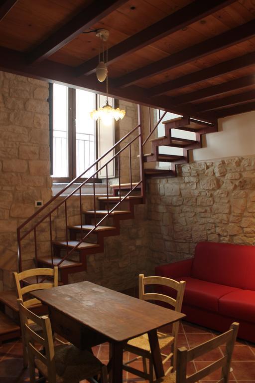 Case Vacanza ARCO SANT'ANTONIO Bisceglie Habitación foto